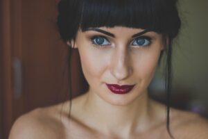 アラフォーが前髪を作るべき理由とは？