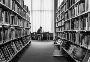 見た目を年齢より若くする方法は？