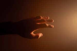 年齢に負けない表情を手に入れる若返りの秘訣は？